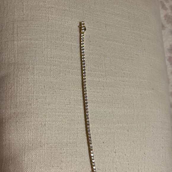 14k Yellow Gold plated Vermeil tennis bracelet with Cubic Zirconia - Picture 8 of 10